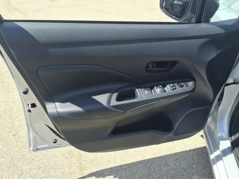 Certified 2025 Nissan Versa S w/ Trunk Package FWD image 15