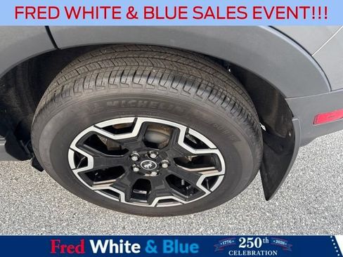 Used 2025 Ford Bronco Sport Outer Banks w/ Outer Banks Tech Package+ AWD/4WD image 6