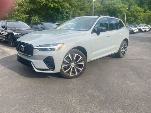 Used 2024 Volvo XC60 B5 Plus w/ Climate Package AWD/4WD image 1