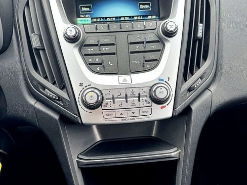 Used 2017 Chevrolet Equinox LT w/ Convenience Package image 20