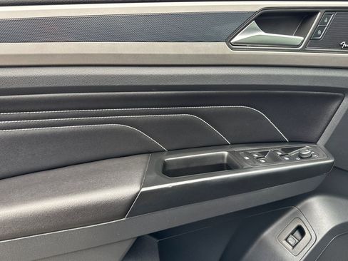 Used 2020 Volkswagen Atlas Cross Sport SEL Premium R-Line image 11