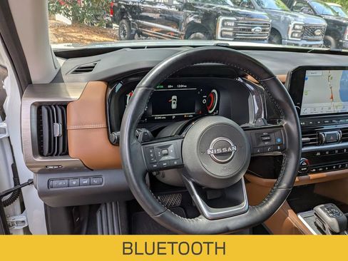 Used 2022 Nissan Pathfinder Platinum w/ Lighting Package (N93) FWD image 13