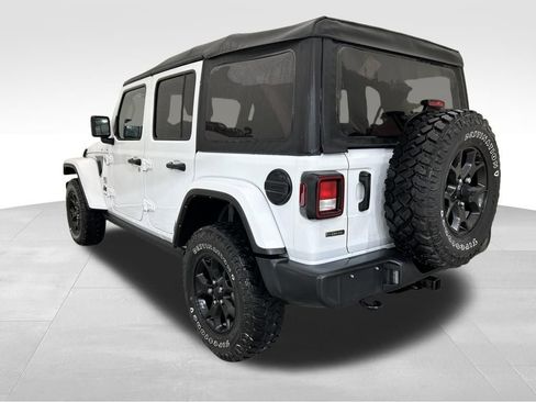 Used 2023 Jeep Wrangler Sport S image 3