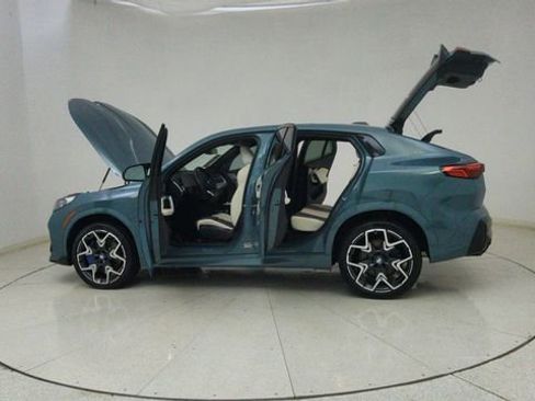 Used 2025 BMW X2 M35i image 71