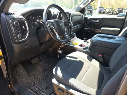 Used 2022 Chevrolet Silverado 1500 LT Trail Boss w/ Safety Package image 19