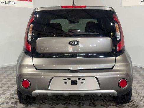 Used 2017 Kia Soul + FWD image 6