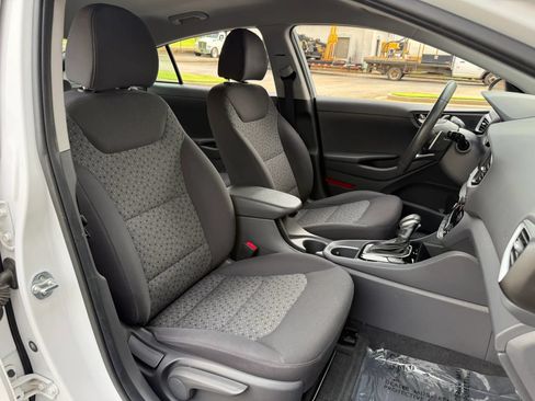 Used 2018 Hyundai Ioniq SEL w/ SEL Tech Package 02 FWD image 24