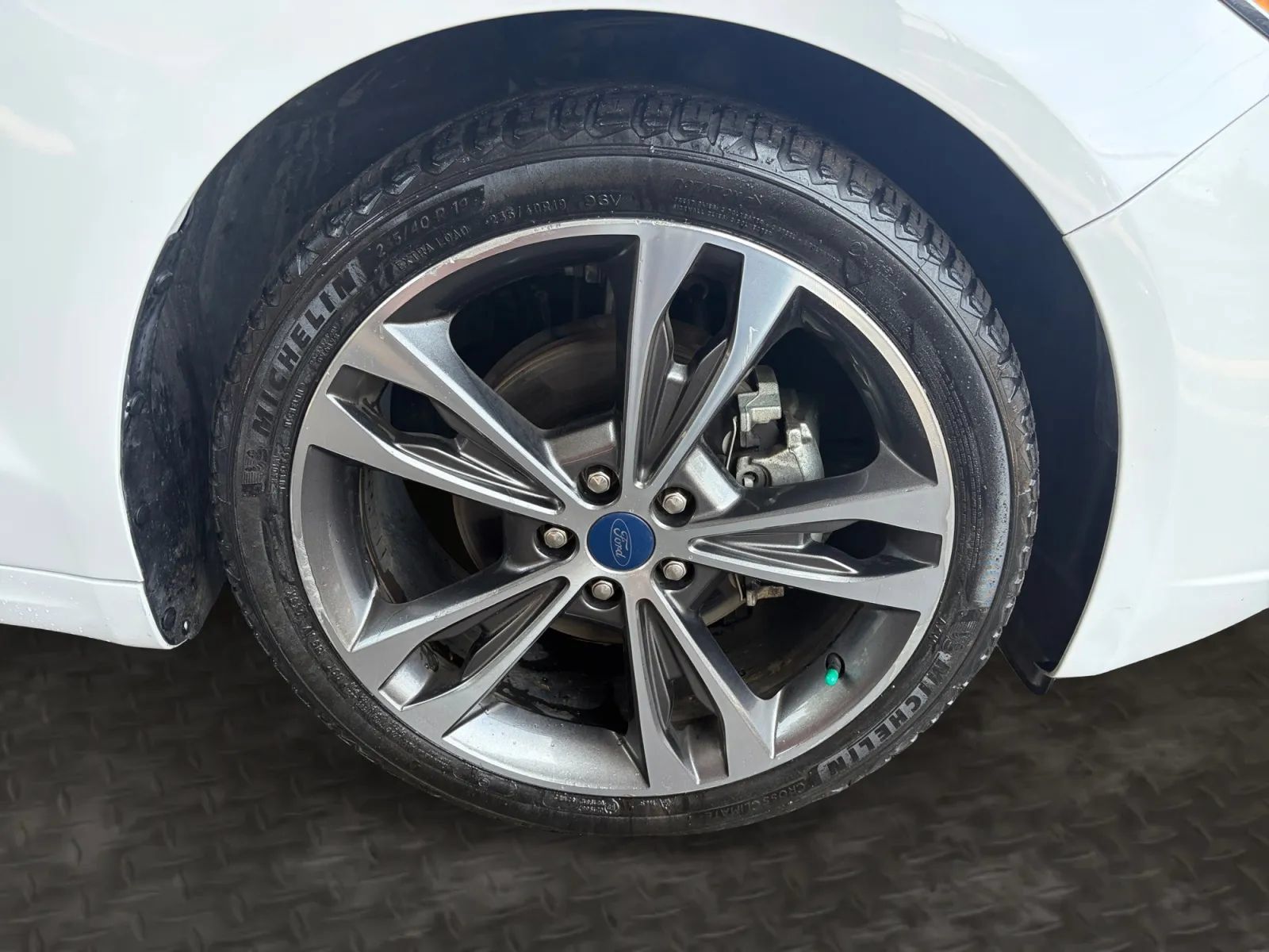 Used 2020 Ford Fusion Titanium AWD/4WD image 39