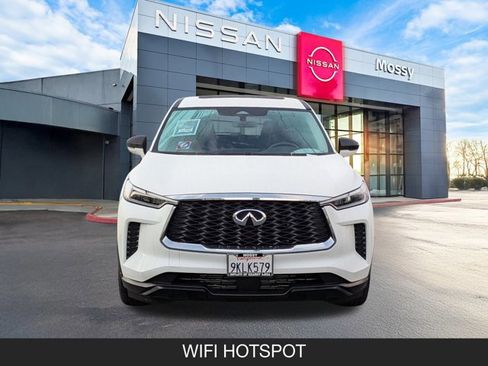 Certified 2025 INFINITI QX60 Pure image 4