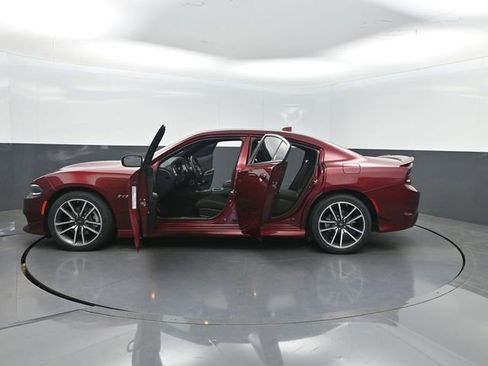 Used 2023 Dodge Charger R/T w/ Cold Weather Package RWD image 39