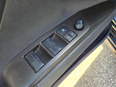 Used 2024 Toyota Camry SE FWD image 22