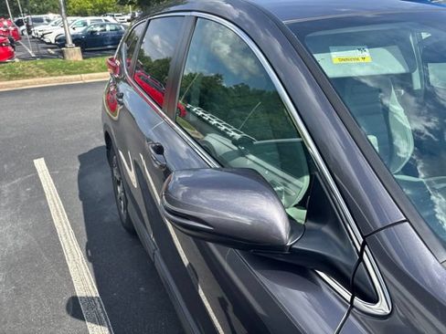 Used 2019 Honda CR-V EX image 5