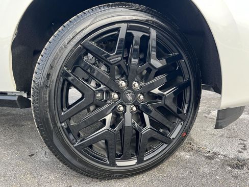 New 2026 Ford Expedition Max Platinum w/ Stealth Performance Package image 2