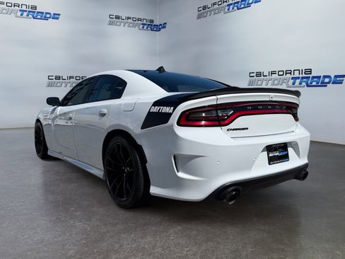 Used 2021 Dodge Charger Scat Pack w/ Daytona Edition Group RWD image 7