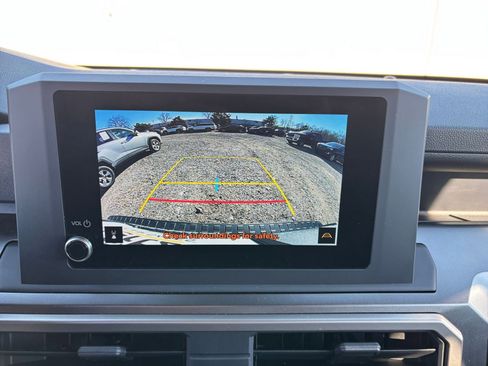 Used 2025 Toyota 4Runner SR5 image 17