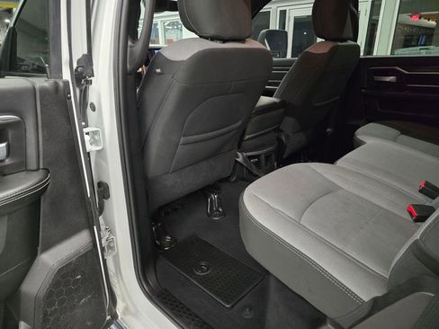 Used 2024 RAM 3500 Big Horn image 37