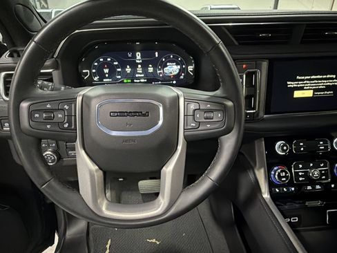 Used 2024 GMC Yukon Denali w/ Max Trailering Package AWD/4WD image 13