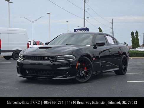 Used 2021 Dodge Charger Scat Pack RWD image 1