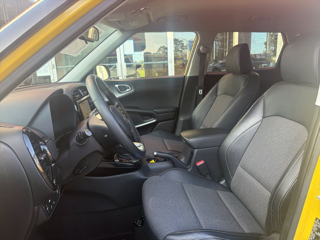 Used 2020 Kia Soul EX w/ Option Group 015 FWD image 6