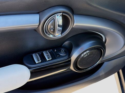 Used 2024 MINI Cooper S image 21