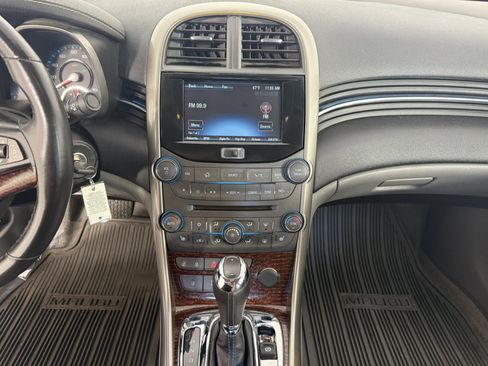 Used 2013 Chevrolet Malibu LT FWD image 18
