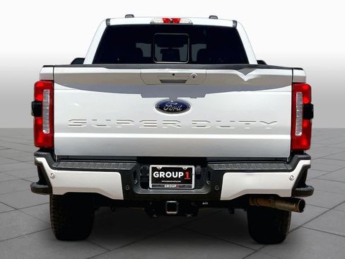 Used 2023 Ford F250 Lariat w/ Sport Appearance Package AWD/4WD image 5