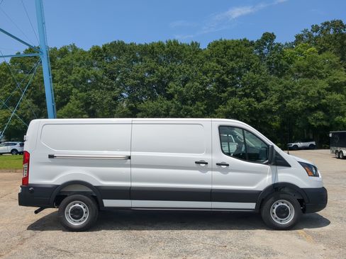 New 2026 Ford Transit 150 Low Roof RWD image 2