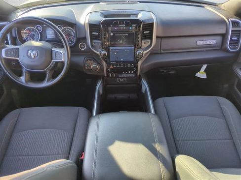 Used 2024 RAM 2500 Big Horn w/ Sport Appearance Package image 17