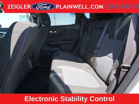 Used 2024 Chevrolet Blazer LT w/ Convenience Package AWD/4WD image 12