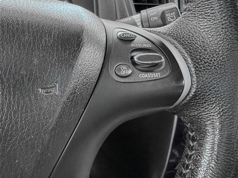 Used 2013 Nissan Pathfinder SL w/ SL Premium Pkg image 21