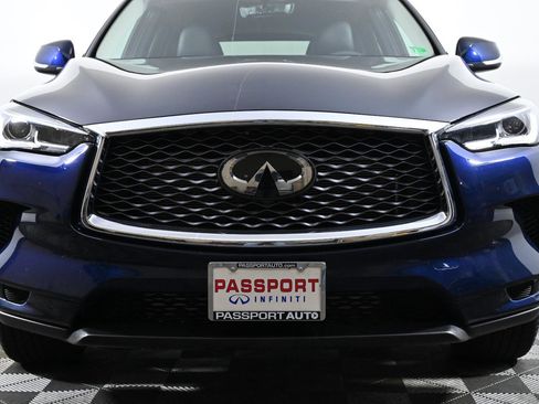 Certified 2025 INFINITI QX50 Pure image 2