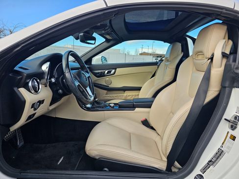 Used 2016 Mercedes-Benz SLK 350 image 10