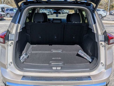 New 2026 Nissan Rogue Platinum w/ Tech Package AWD/4WD image 34