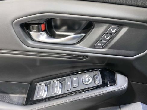 Used 2025 Honda Accord Touring image 23