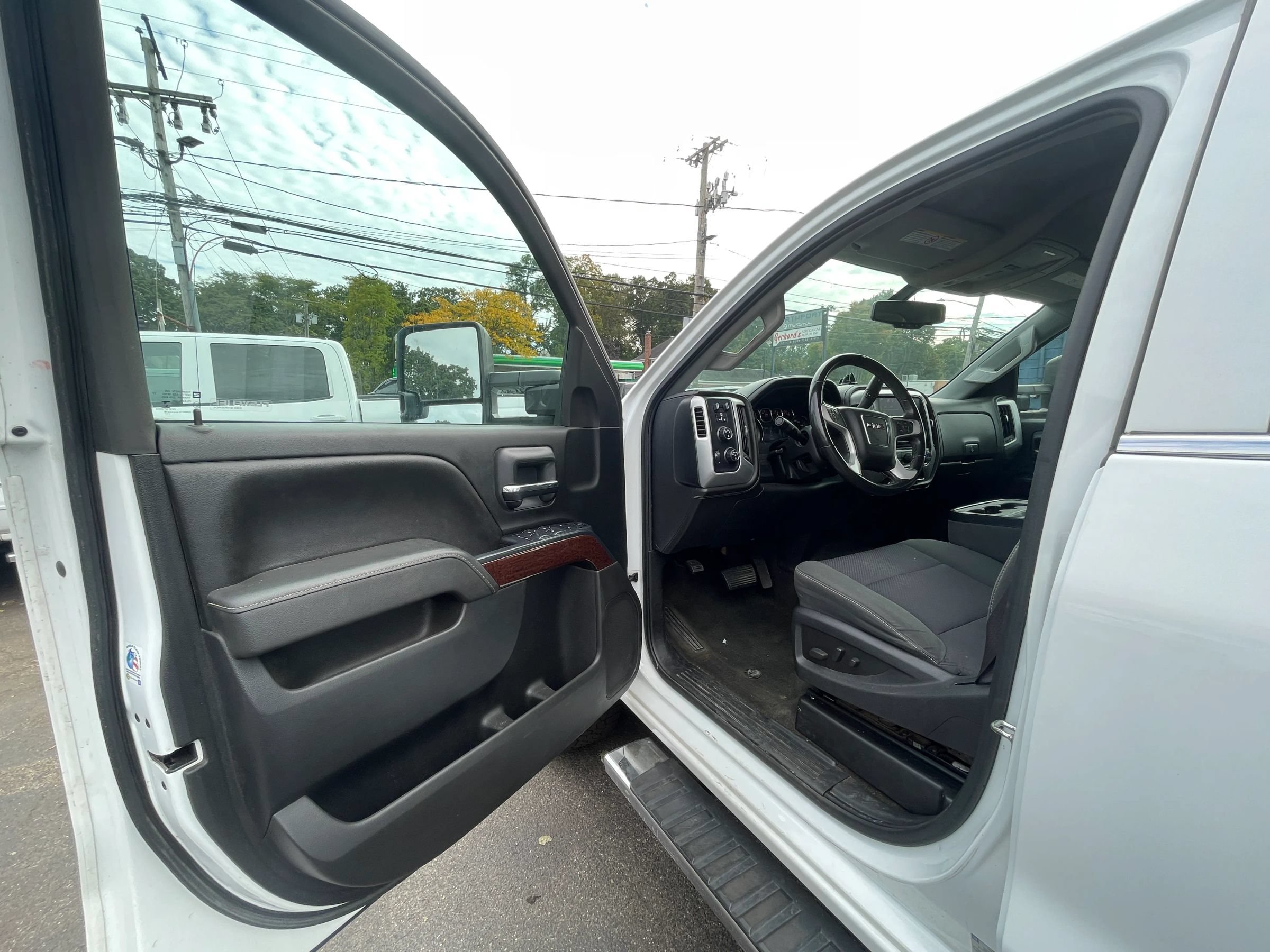 Used 2016 GMC Sierra 2500 SLE w/ SLE Fleet Preferred Package AWD/4WD image 10