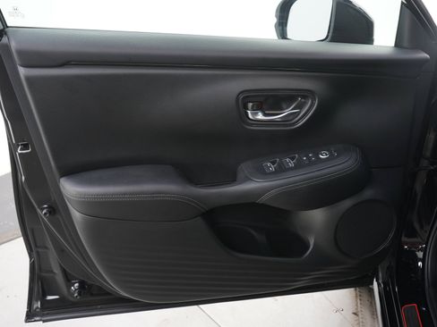 Used 2023 Honda HR-V EX-L image 20