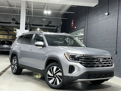 New 2026 Volkswagen Atlas SEL AWD/4WD image 2