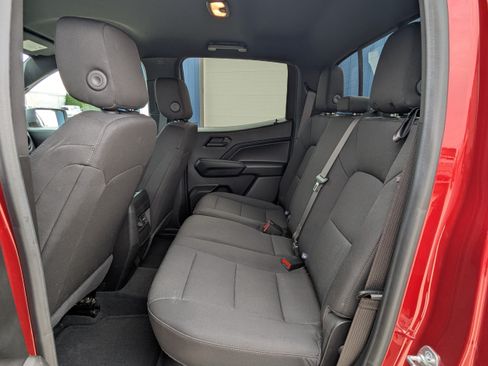 Used 2024 Chevrolet Colorado Trail Boss w/ Advanced Trailering Package AWD/4WD image 10
