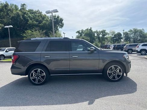 Used 2021 Ford Expedition Limited AWD/4WD image 8