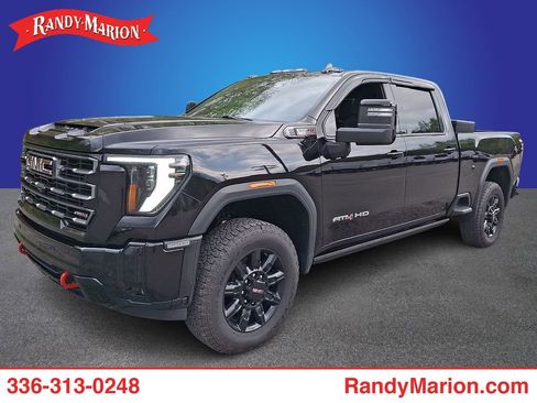 Used 2025 GMC Sierra 2500 AT4 w/ AT4 Premium Plus Package AWD/4WD image 1