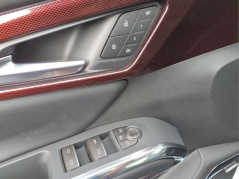 New 2026 Chevrolet Traverse RS w/ LPO, Floor Liner Package AWD/4WD image 19