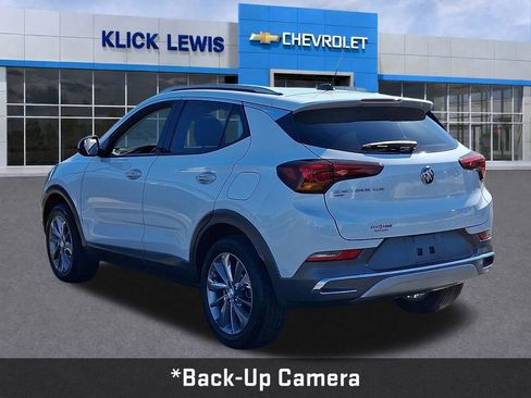 Used 2022 Buick Encore GX Essence w/ Experience Buick Package image 5