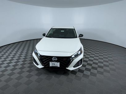 Certified 2025 Nissan Altima 2.5 SR