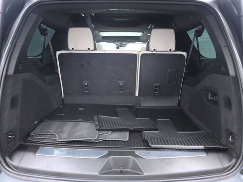 Used 2021 Cadillac Escalade ESV Sport w/ Driver Assist Tech Package AWD/4WD image 27