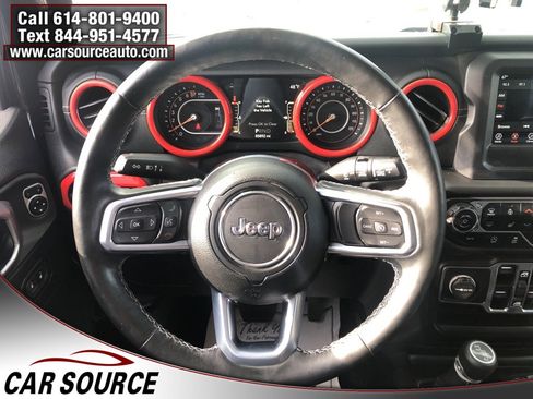 Used 2020 Jeep Wrangler Unlimited Sahara w/ Cold Weather Group image 11