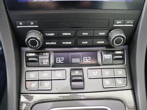 Used 2025 Porsche 718 Cayman image 30