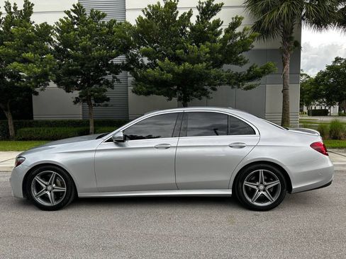 Used 2017 Mercedes-Benz E 300 image 4