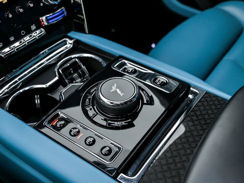 Used 2023 Rolls-Royce Cullinan Black Badge w/ Driver's Package image 42