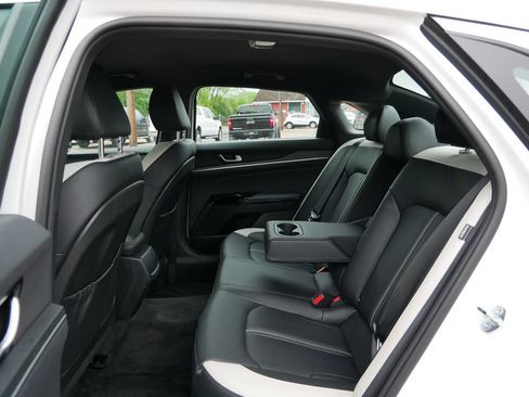 Used 2025 Kia K5 GT-Line AWD/4WD image 11