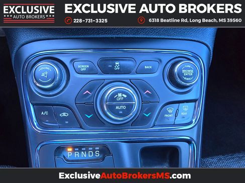 Used 2015 Chrysler 200 S w/ Comfort Group image 21